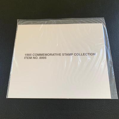 LOT 115 M: Stamp Yearbook Collection 1992 - 1995