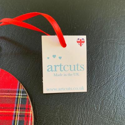 LOT 117 M: UK Christmas Ornaments & 13 Levenger Pewter Charles Dickens Head Ornaments