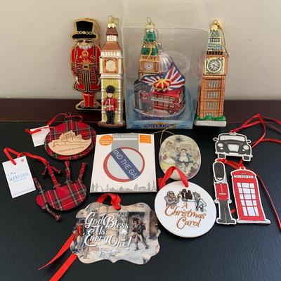 LOT 117 M: UK Christmas Ornaments & 13 Levenger Pewter Charles Dickens Head Ornaments