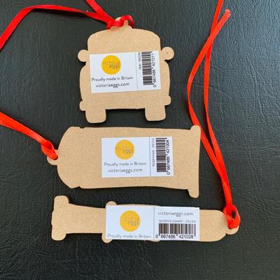 LOT 117 M: UK Christmas Ornaments & 13 Levenger Pewter Charles Dickens Head Ornaments