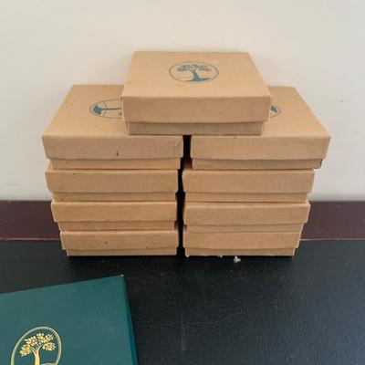 LOT 117 M: UK Christmas Ornaments & 13 Levenger Pewter Charles Dickens Head Ornaments