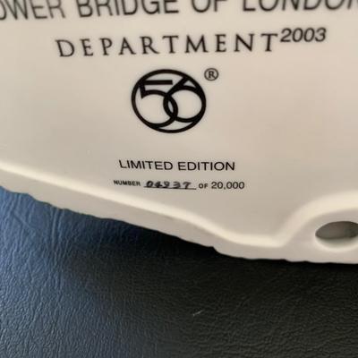 LOT 118 M: Department 56 Historical Landmark Series Dickens Village "Tower Bridge Of London"