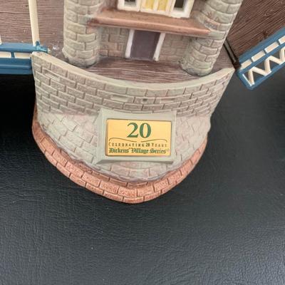 LOT 118 M: Department 56 Historical Landmark Series Dickens Village "Tower Bridge Of London"