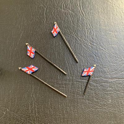 LOT 118 M: Department 56 Historical Landmark Series Dickens Village "Tower Bridge Of London"