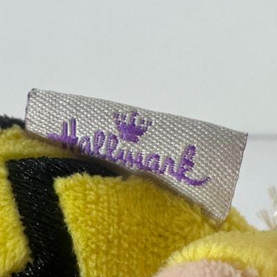 LOT 127U: Charlie Brown/Peanuts Home Decor Collection