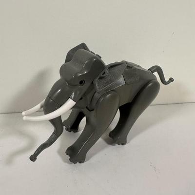 LOT 128U: Lego Collection!