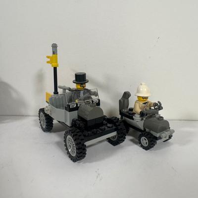 LOT 128U: Lego Collection!
