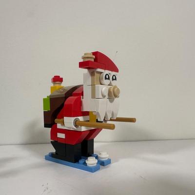 LOT 128U: Lego Collection!
