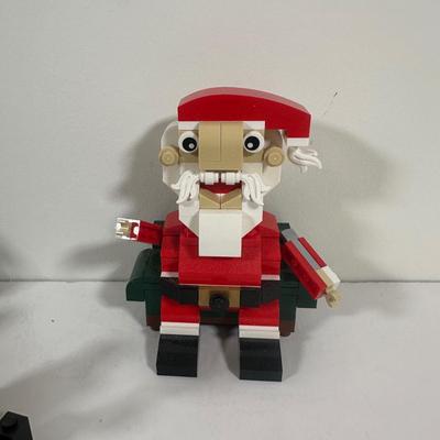 LOT 128U: Lego Collection!