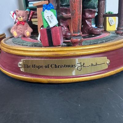 LOT 137U: The Bradford Exchange/Thomas Kinkade Light Up The Holidays Sculptures - The Love/The Hope Of Christmas