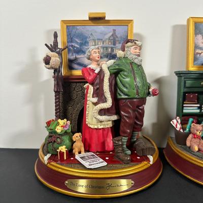 LOT 137U: The Bradford Exchange/Thomas Kinkade Light Up The Holidays Sculptures - The Love/The Hope Of Christmas
