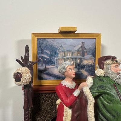 LOT 137U: The Bradford Exchange/Thomas Kinkade Light Up The Holidays Sculptures - The Love/The Hope Of Christmas