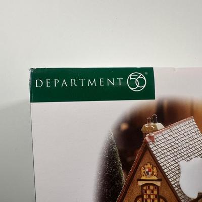 LOT 140U: Department 56 Dickens Village Series - Cartwright Coach Builders