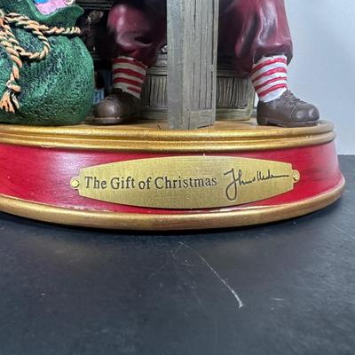 LOT 143U: The Bradford Exchange/Thomas Kinkade Light Up The Holidays Sculptures - The Gift/The Light Of Christmas