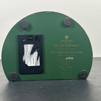 LOT 143U: The Bradford Exchange/Thomas Kinkade Light Up The Holidays Sculptures - The Gift/The Light Of Christmas