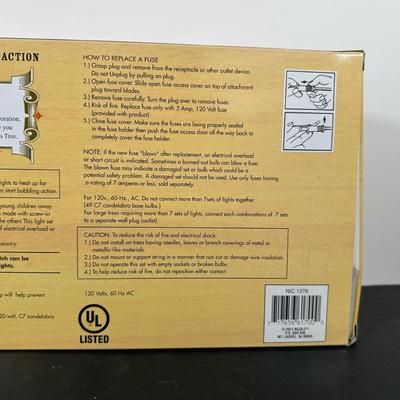 LOT 144U: Vintage In The Box Multi Color Bubble Lights Collection