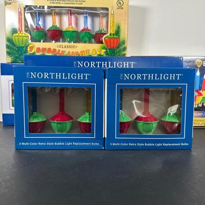 LOT 144U: Vintage In The Box Multi Color Bubble Lights Collection