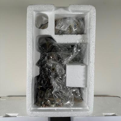 LOT 148U: Department 56 Dickens Village Series - The Swan & Trumpet & The Six Jolly Fellowship Porters