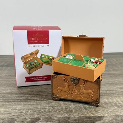 LOT 201M: Hallmark Keepsake Ornaments - Flight of Fancy, Jolly Old St. Nick, By Santa's Light, Father Christmas, Toymaker Santas...