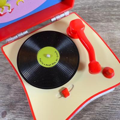 LOT 207M: Dr. Seuss' The Grinch Hallmark Ornaments in Boxes - Record Player, Peekbuster & More