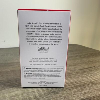 LOT 207M: Dr. Seuss' The Grinch Hallmark Ornaments in Boxes - Record Player, Peekbuster & More