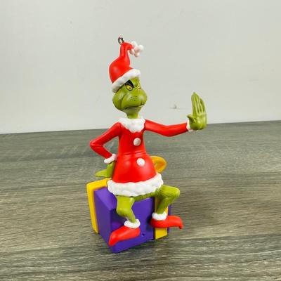 LOT 207M: Dr. Seuss' The Grinch Hallmark Ornaments in Boxes - Record Player, Peekbuster & More