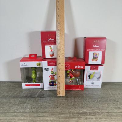 LOT 207M: Dr. Seuss' The Grinch Hallmark Ornaments in Boxes - Record Player, Peekbuster & More
