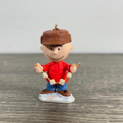 LOT 208M: Peanuts Christmas Decor - Department 56 "The Perfect Tree" & Hallmark Keepsake Ornaments