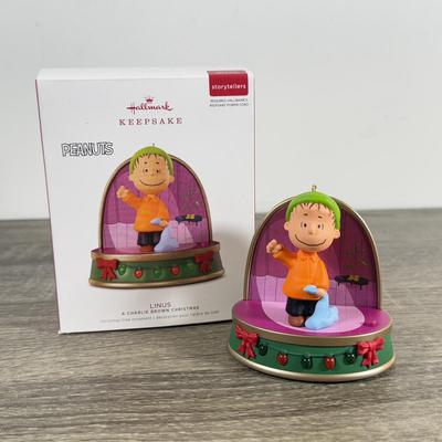 LOT 208M: Peanuts Christmas Decor - Department 56 "The Perfect Tree" & Hallmark Keepsake Ornaments