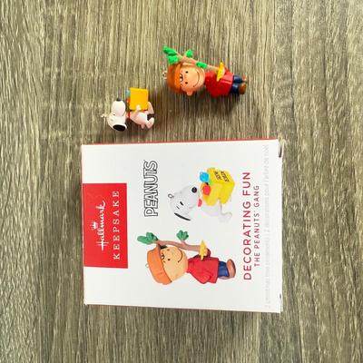 LOT 208M: Peanuts Christmas Decor - Department 56 "The Perfect Tree" & Hallmark Keepsake Ornaments