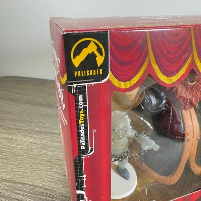 LOT 209M: Palisades The Muppet Christmas Carol Playset NIB w/ Muppets Hallmark Keepsake Ornaments