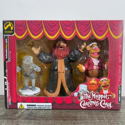 LOT 209M: Palisades The Muppet Christmas Carol Playset NIB w/ Muppets Hallmark Keepsake Ornaments