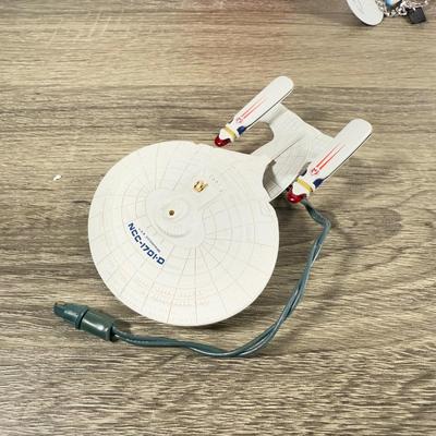 LOT 210M: Hallmark Keepsake Power Cords & Ornaments - Wizard of Oz, Star Trek, Superman & Member Exclusive Snowflake