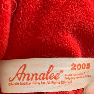 LOT 222 M: Annalee Mobilitee Friar Doll & 2005 Santa Doll