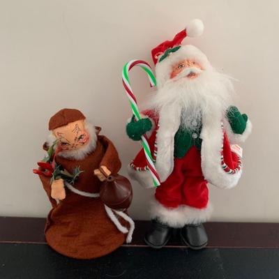 LOT 222 M: Annalee Mobilitee Friar Doll & 2005 Santa Doll