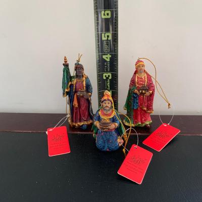 LOT 224 M: 3 Kings Collection Simonetti Fonttanini Resin Figures, Three Kings Gifts Ornaments, The Gifts Of Christmas Display Boxes,...