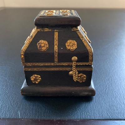 LOT 224 M: 3 Kings Collection Simonetti Fonttanini Resin Figures, Three Kings Gifts Ornaments, The Gifts Of Christmas Display Boxes,...