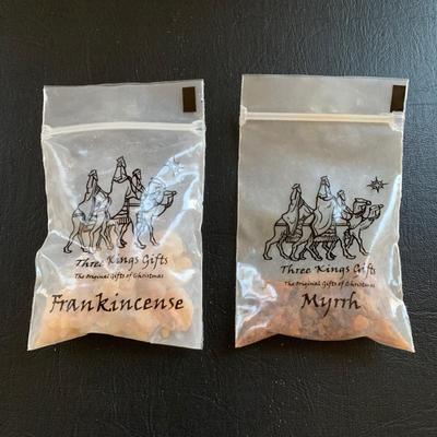 LOT 224 M: 3 Kings Collection Simonetti Fonttanini Resin Figures, Three Kings Gifts Ornaments, The Gifts Of Christmas Display Boxes,...