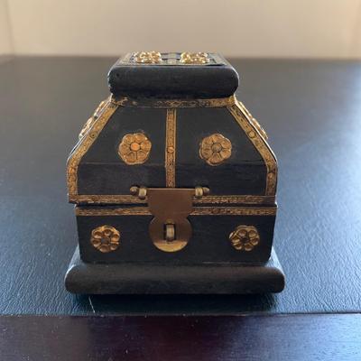 LOT 224 M: 3 Kings Collection Simonetti Fonttanini Resin Figures, Three Kings Gifts Ornaments, The Gifts Of Christmas Display Boxes,...