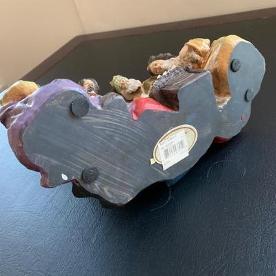 LOT 225 M: Nativity Sets Collection