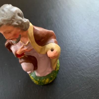 LOT 225 M: Nativity Sets Collection