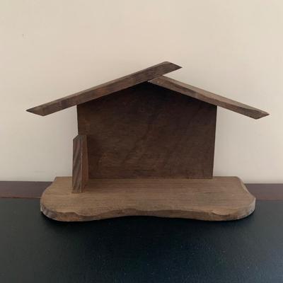 LOT 225 M: Nativity Sets Collection