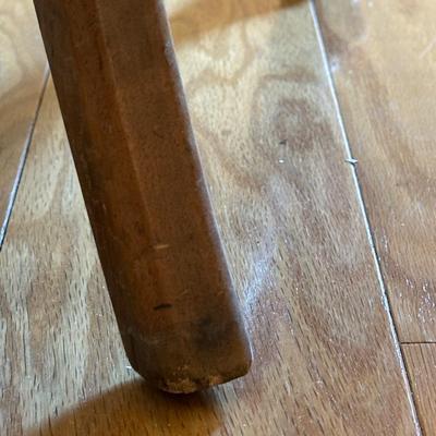 Beautiful Barrel Style Lounge or Reading Chair