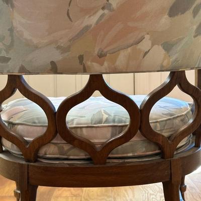 Beautiful Barrel Style Lounge or Reading Chair