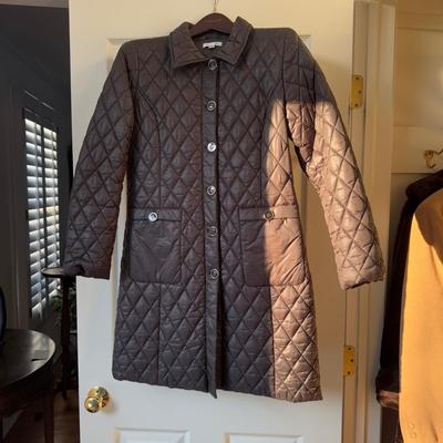439 Ladies Black Quilted 3/4 Length Jacket by Patty Kim