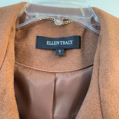 441 Black and Tan Ellen Tracy Jacket / Coat