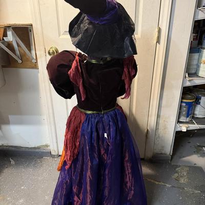 Large Standing Witch & Scarecrow (B4-HS)