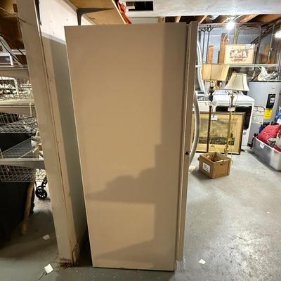 Frigidaire Commercial Freezer (B4-HS)