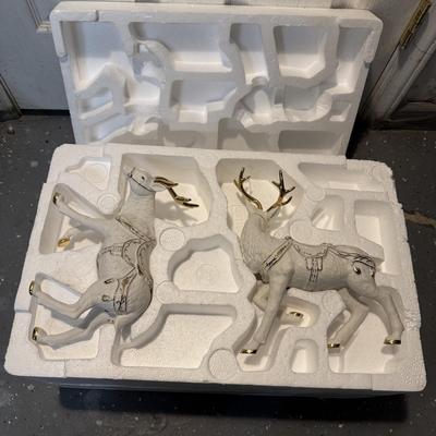 Grandeur Noel Porcelain Santa & Sleigh Set (B4-HS)