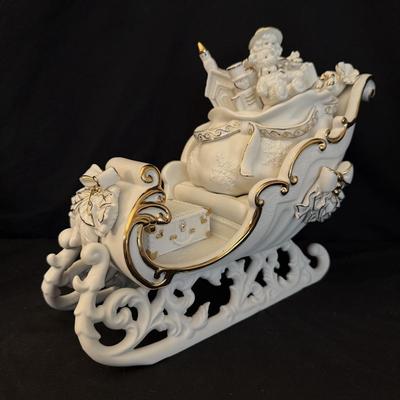 Grandeur Noel Porcelain Santa & Sleigh Set (B4-HS)